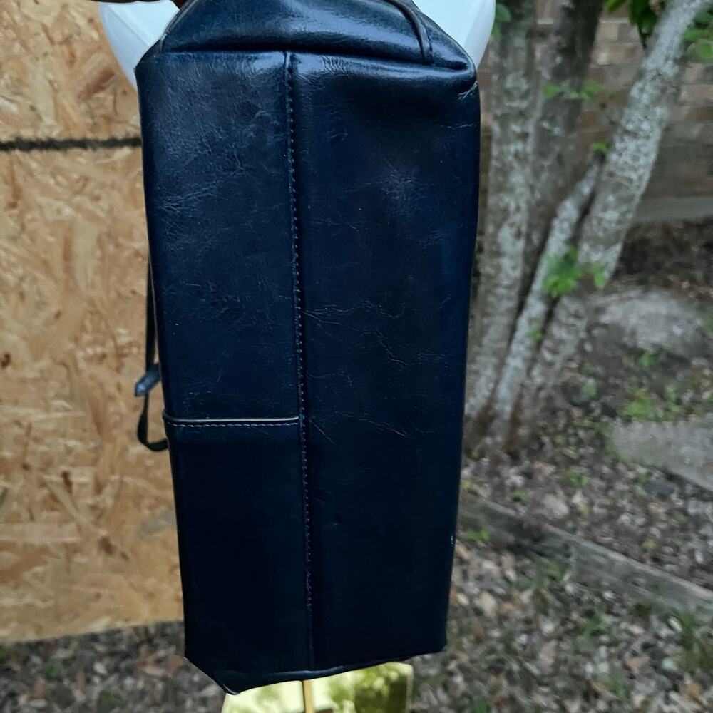Borgasets Leather Tote Bag Navy - Picture 7 of 11